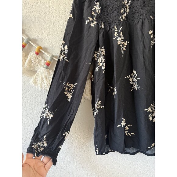 J. Crew Black Floral Smocked Long Sleeve Top Boho Feminine Relaxed Peasant XS - Picture 4 of 9